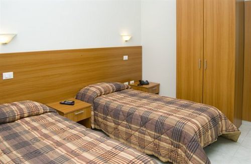 Hotel California Ariccia Exterior photo